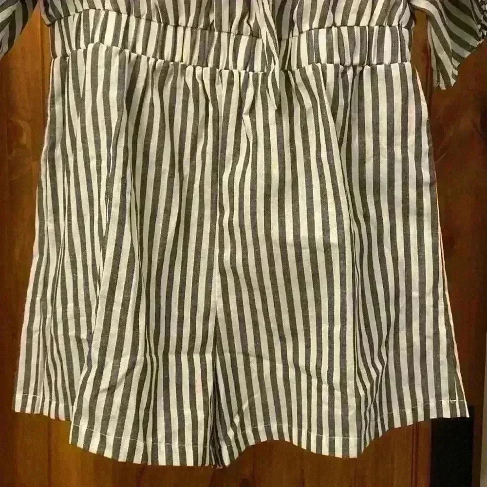 Striped Print Pocket Knot Flutter Sleeve Jumpsuit by Bloomchic. Size 12 New - Picture 3 of 8